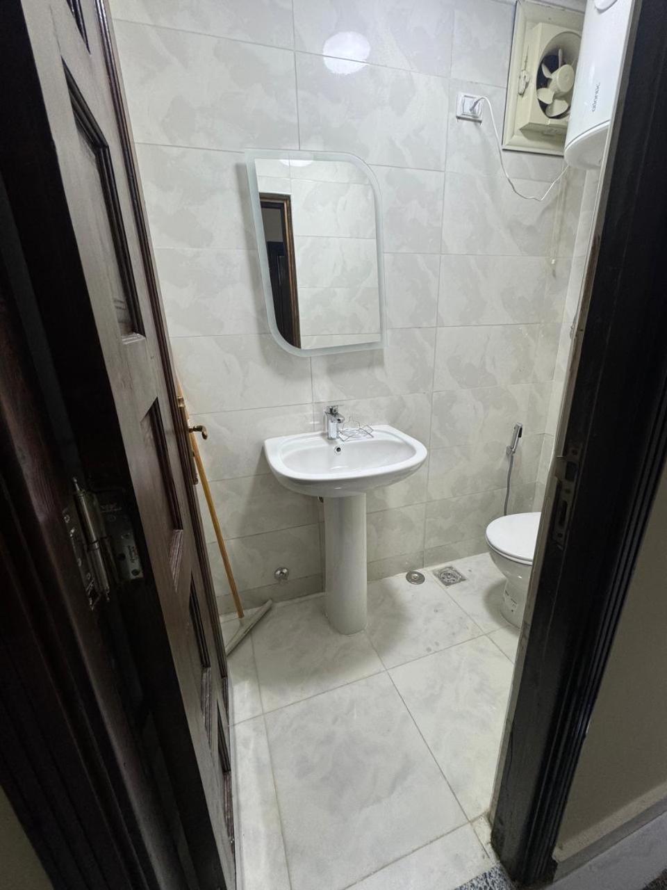 Apartment برج النعيم بجوار دار الاشغال العسكريه *