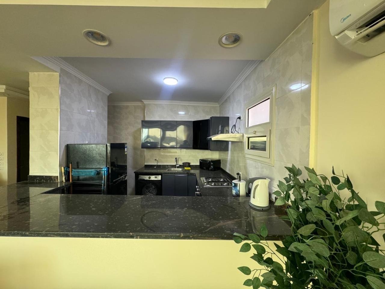 Apartment برج النعيم بجوار دار الاشغال العسكريه *