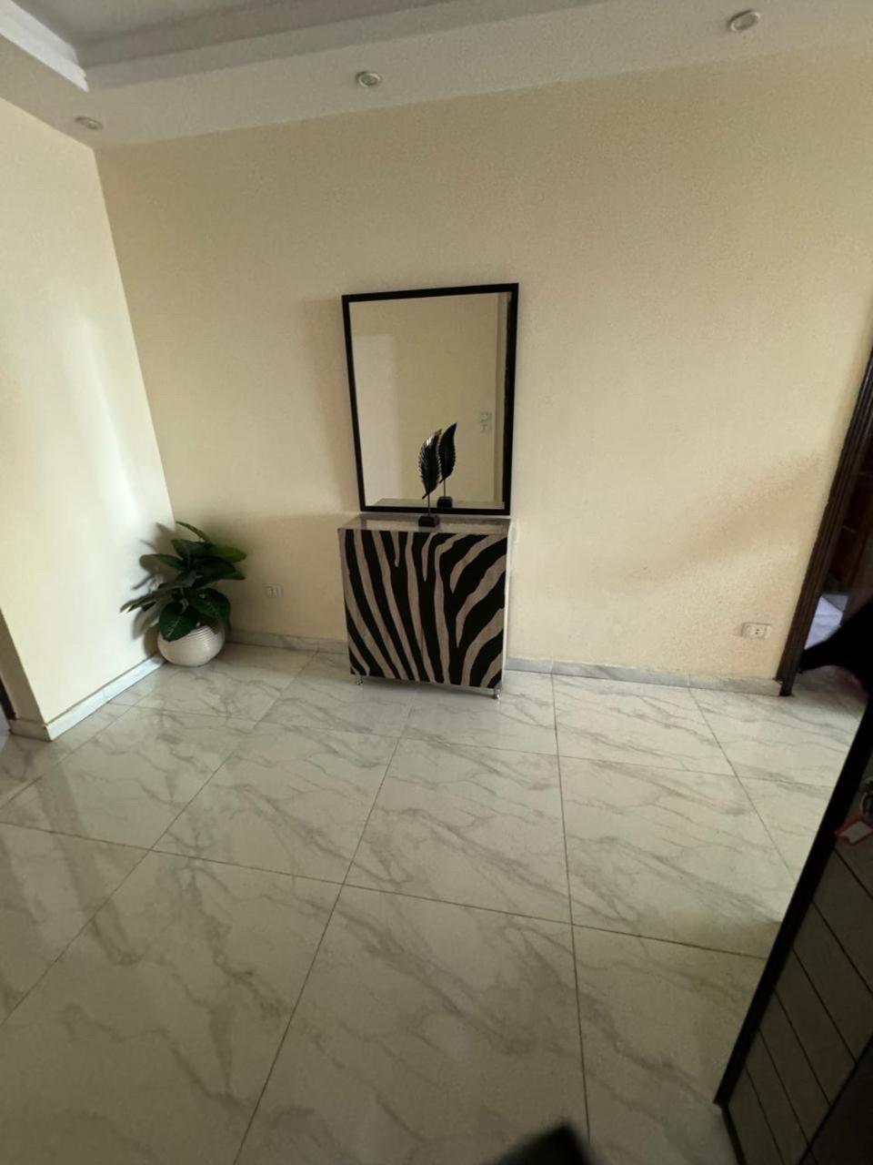 برج النعيم بجوار دار الاشغال العسكريه * Cairo
